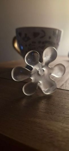 Table cloth clips used for wedding