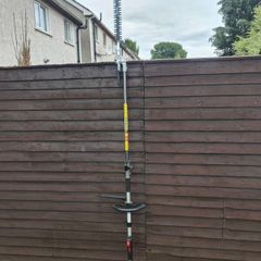 Long reach hedge trimmer