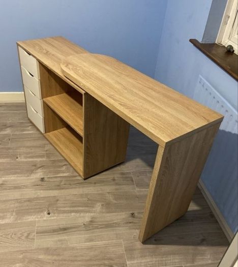 Swivel Desk