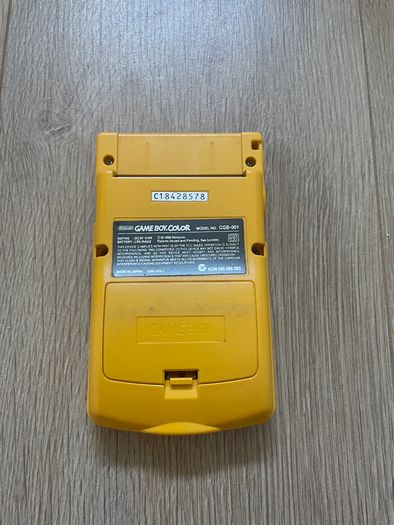 Nintendo Gameboy Color Yellow CGB-001 + Flash Card 4GB