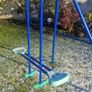 Garden swing set  (3 swings) Image 2