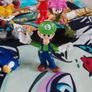 Sonic and Mario figures Image 2