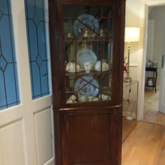 Vintage Corner Unit