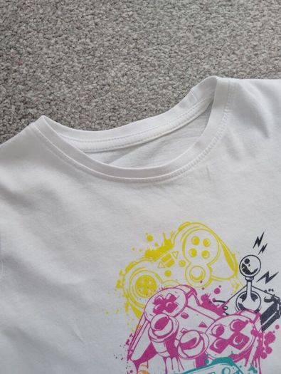 boys t-shirt.age 4/5