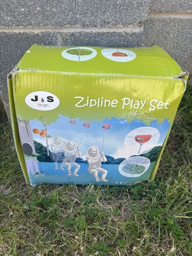 Zip line (18m )never used.
