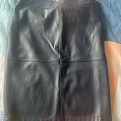 leather skirt dark blue size 10