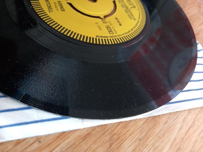 Willie Mitchell Young People 7"  DEMO