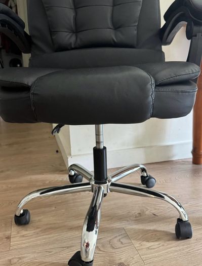 Ergonomic chair