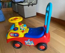 Ride on car