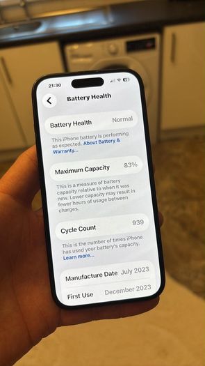 iphone 15 black sim free 256GB black mint condition