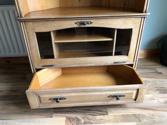 light oak solid tv corner unit ..immaculate