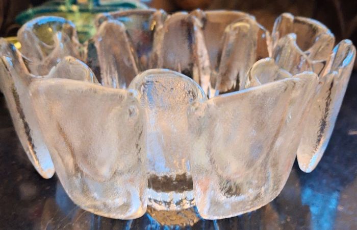 Mid century / Ravenhead Glass Bowl / 1960