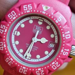 Vintage Swiss Made 1990s Tag Heuer Formula 1 Dark Pink Plastic Lady's Swiss Watch Quartz