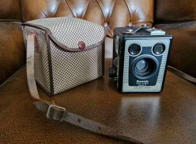 Brownie Six-20 Camera