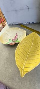 2 Different Itmes-1- Lovely Carlton Ware Foxglove Dish - Made In England - 8 1/2 Inchwide 25.00euro- 2-sylvac Pottery 29 Cm Long Yellow Leaf Plate No. 1904 8 Made In England 25.00 Euro.