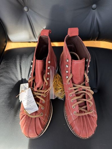 Adidas Superstar boot