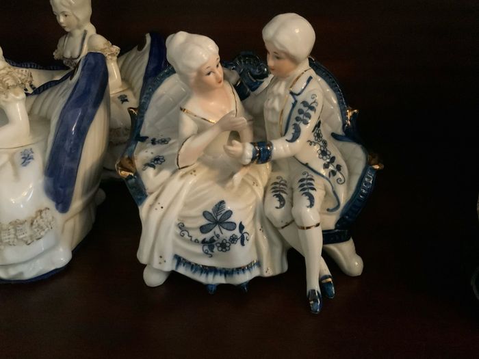 Clock, figures, Display Cabinet