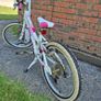 20-inch girls bike Image 9