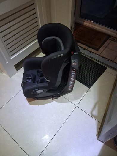 axiss car seat
