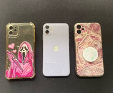 iPhone 11 64Gb White Unlocked + 3 Cover cases
