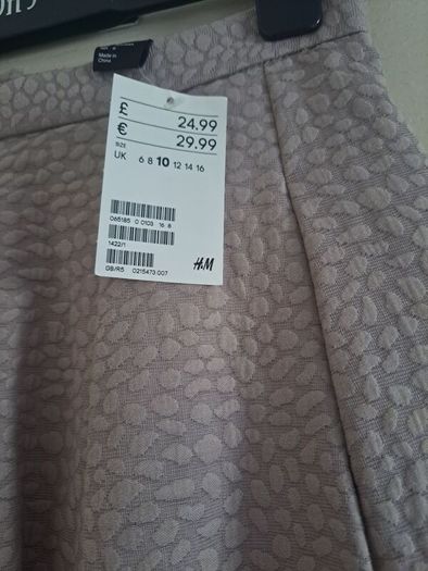 H & M skirt