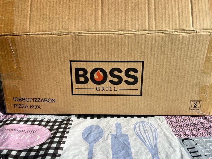 BBQ Pizza Oven Box