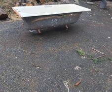 Cast iron bath