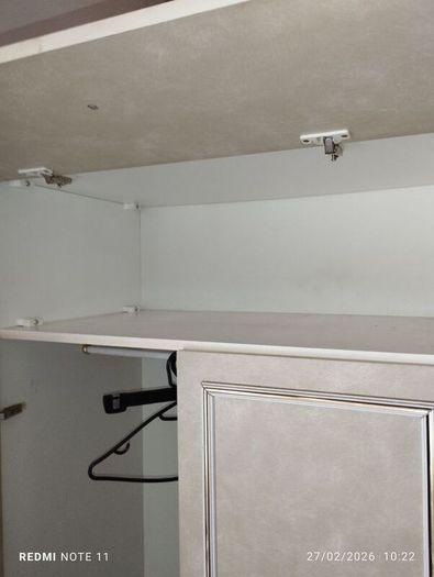 Three piece bedroom unit consisting of two Double bedroom wardrobes with 4 drawer dressing table with swivel mirror