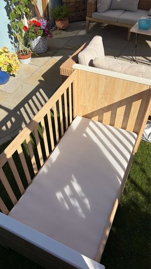 mamas & papas cot bed