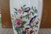 Aynsley Fine Bone China Base Discontinued Pembroke Design 1968. 26 centimetre tall