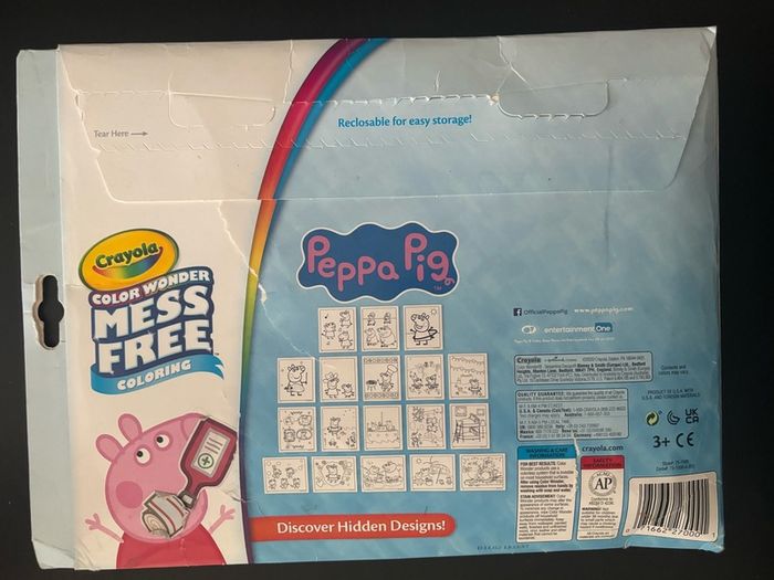 Peppa pig Crayola mess free colouring