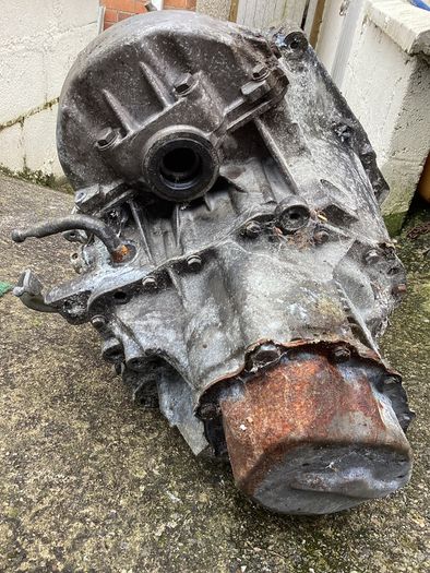 Gearbox for Reconditioned. Citroen Berlingo, Peugeot Partner, 1.6HDi Diesel Engine, with 5 speed gearbox (Suits 2010 - 2018 Models.)