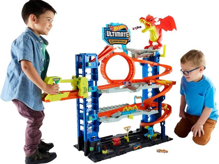 Hot Wheels Let's Race Netflix Ultimate Garage, Multiple Levels Parking
