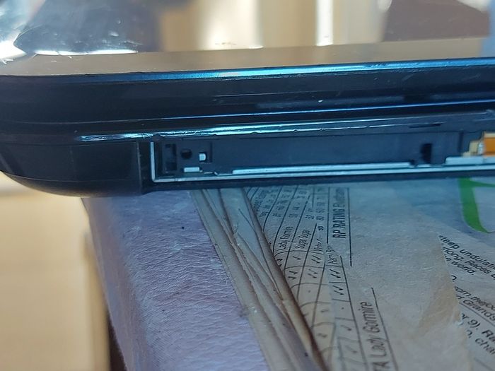 HP Pavilion G6, Intel Core i3-3110M, 2.4GHz, 6GB Ram, Windows 8, Opera, Chrome and VLC