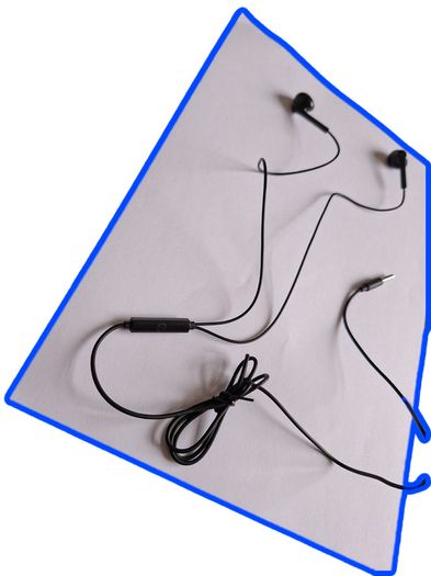 !!!URGENT SALE!!! Sony MDR-XB55 with Extra Bass & Motorola Earbuds 2 &other  headphones &3.5mm -Type C