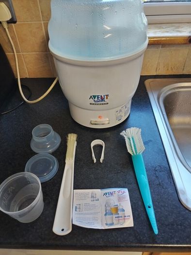 Avent Naturally 6 Bottle Electric Steriliser