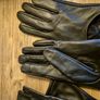 100% Leather Gloves Size Small Image 3