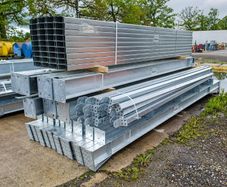 90ft x 40ft x 16ft  portal frame building