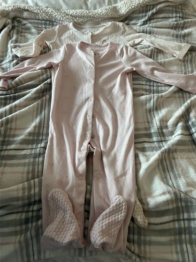 Girls baby grows 9/12 mths new