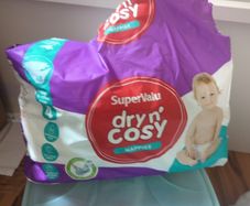 Size 4 nappies. Didn't want to put in landfill without them being used