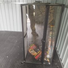 Reptile tank