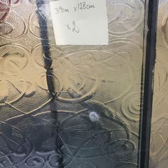 obscure glass and frosted glass bathroom windows