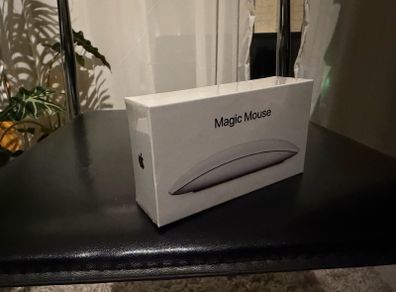 NEW apple magic mouse