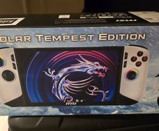 MSI Claw 8 AI+ Polar Tempest edition