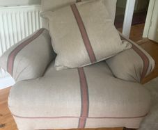 Antique queen Ann chair in VGC