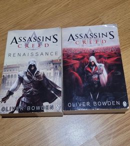 2 books Assassin's creed