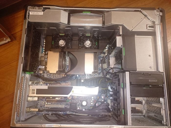 (Move out sell-see my other low priced ads) HP workstation