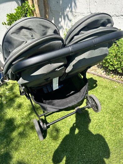 Joie Double Buggy  Excellent Condition  10 Month