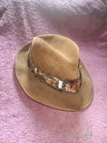 felt feather hat