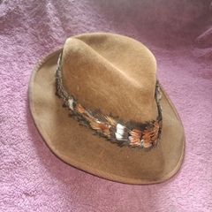 felt feather hat